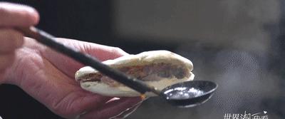 蟹黄包蟹黄烧饼,地方特色美食蟹黄肉包