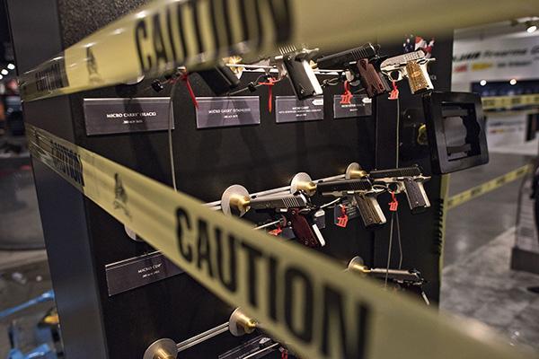 疫情下美国民众囤枪,疫情美国居民大量囤枪