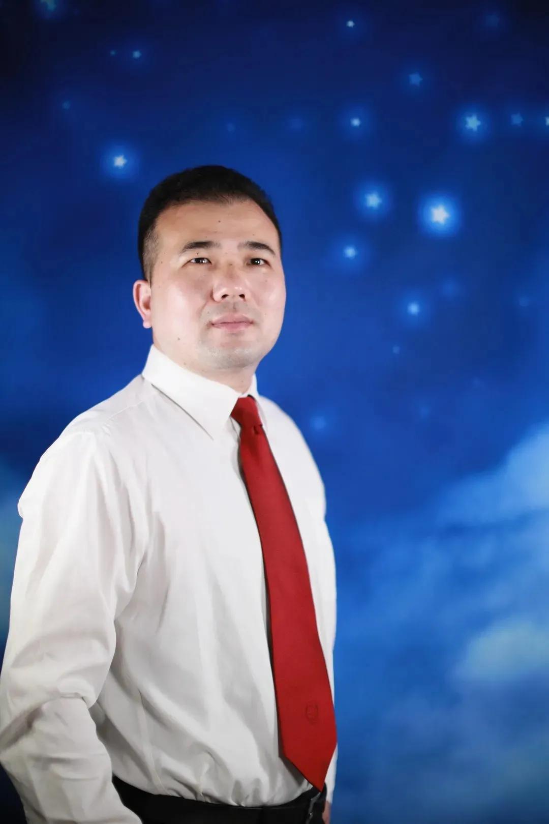 离婚后法院是否有权强制探望女儿,调解离婚探望权可申请强制执行吗