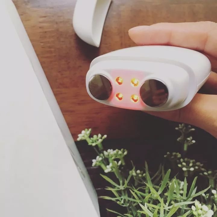 她靠“脸崩”博出位，曾经的女王要“凉凉”