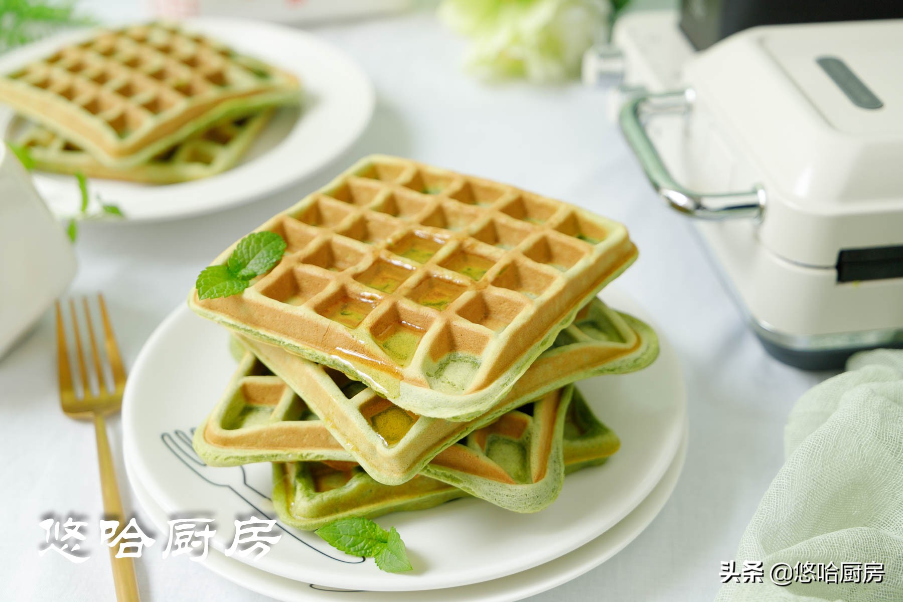 咖啡馆鲜奶油华夫饼,米加小镇咖啡馆华夫饼怎么做