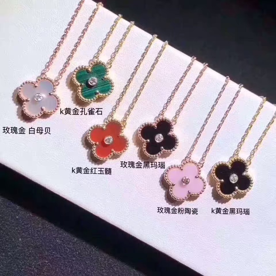 从事珠宝行业十年简介,从事珠宝行业怎么入门