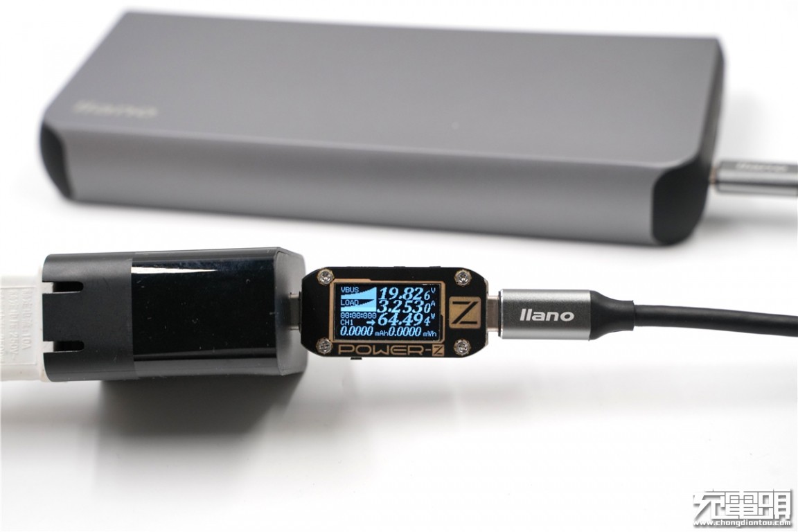 绿巨能22.5瓦充电器,绿巨能18w移动电源评测