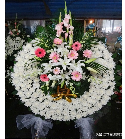 花圈价格一般多少,花圈一个多少钱