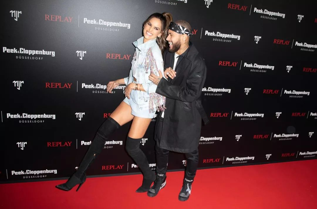 内马尔合影超模,175cm内马尔超模走红毯气场