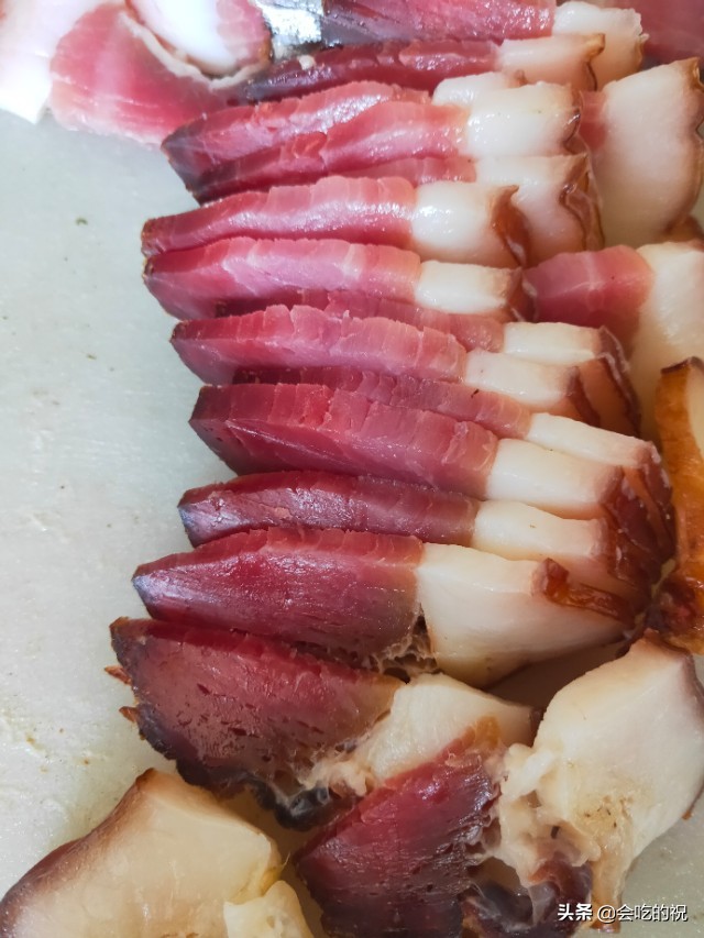 青椒炒腊肉怎么炒好吃又简单窍门,鲁大娘做菜的全部视频青椒炒腊肉