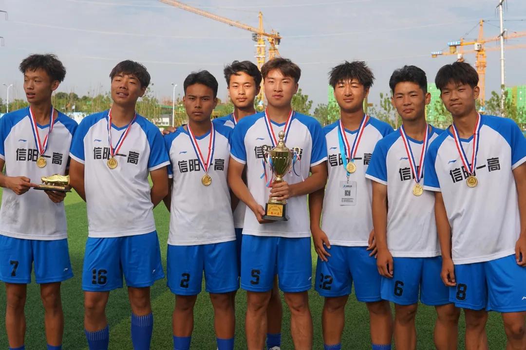 信阳市第六届市长杯冠军视频,信阳市第7届市长杯足球赛初中组
