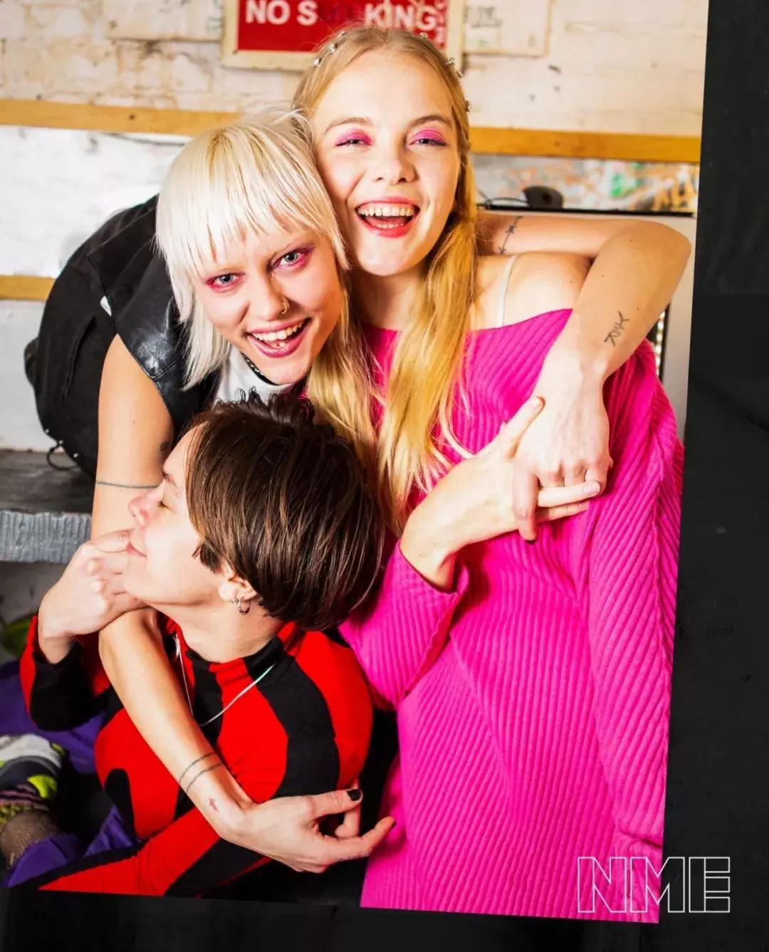 理想人妻DreamWife:我们才不是什么女子乐队!