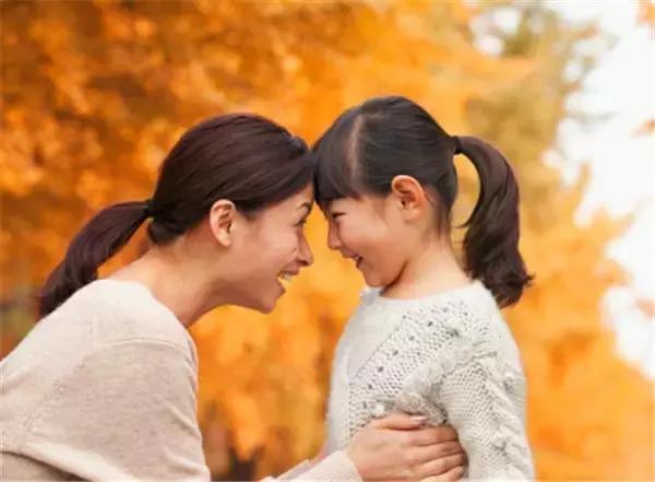 孩子胆小怎么办五种方法搞定,孩子在陌生的环境胆小太过拘谨