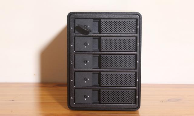 奥睿科9558ru3能用多大硬盘,奥睿科硬盘盒9558U3安装教程