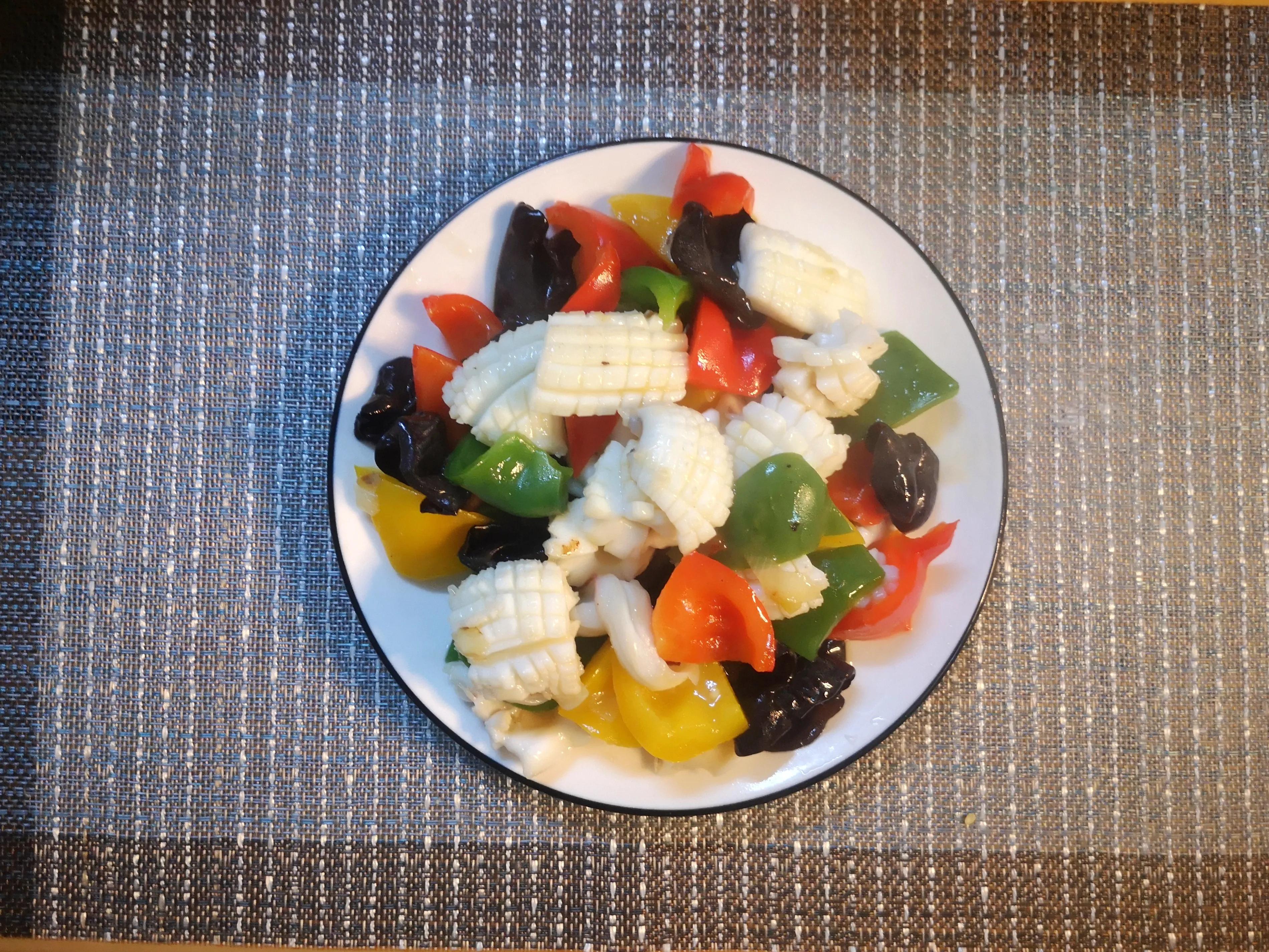 怎样炒墨鱼好吃又简单窍门,五花肉炒墨鱼怎么炒才好吃啊