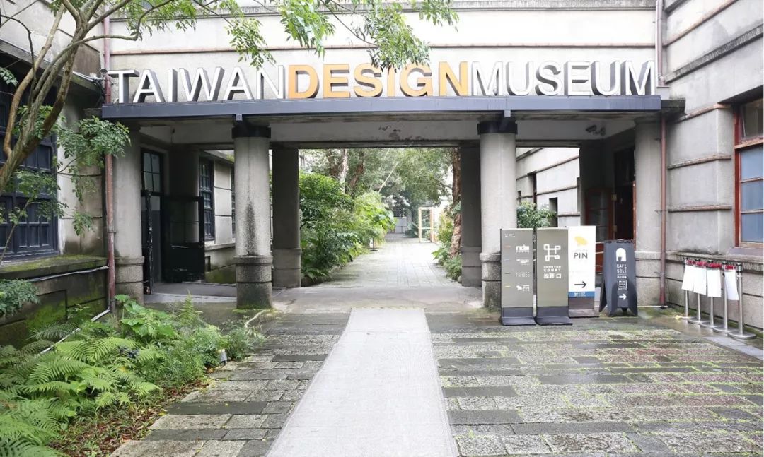 结婚请柬设计模板维语版,结婚请柬设计手绘图片大全