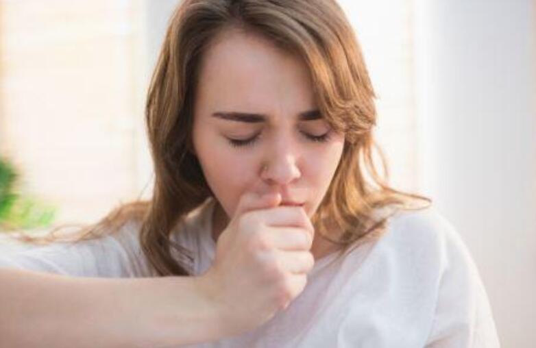 坐月子的妈妈感冒怎么办,坐月子期间妈妈感冒了挂哪个科