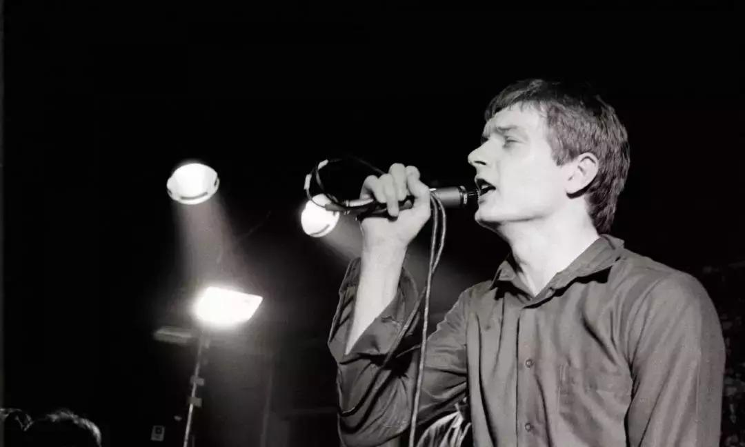 除了学习,做什么都行:快乐分裂鼓手谈朋克的意义