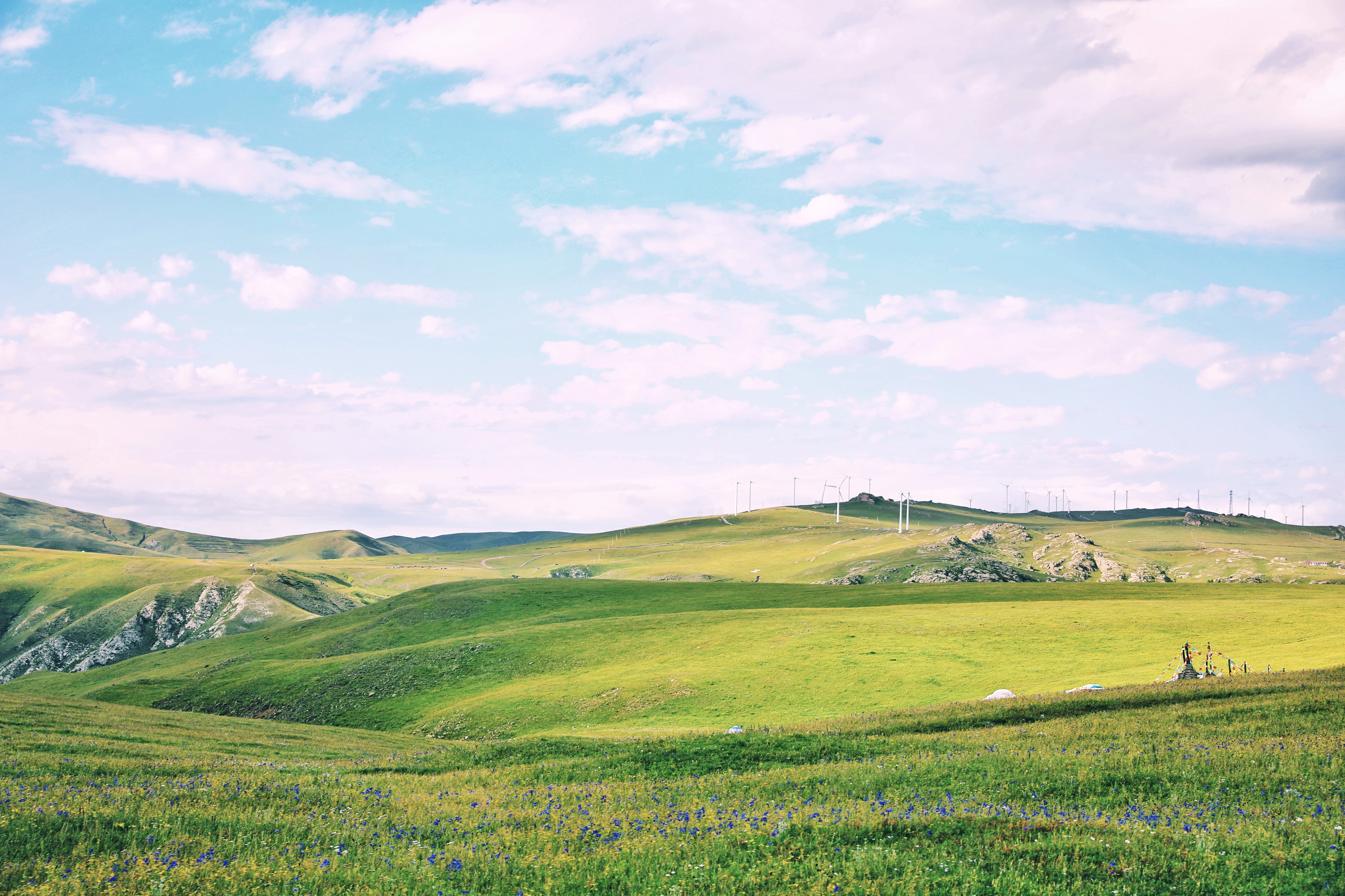 辉腾锡勒黄花沟草原自驾游,辉腾锡勒草原黄花沟旅游攻略