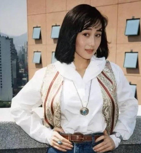 利智自曝与何鸿燊,利智先认识的何鸿燊还是李连杰