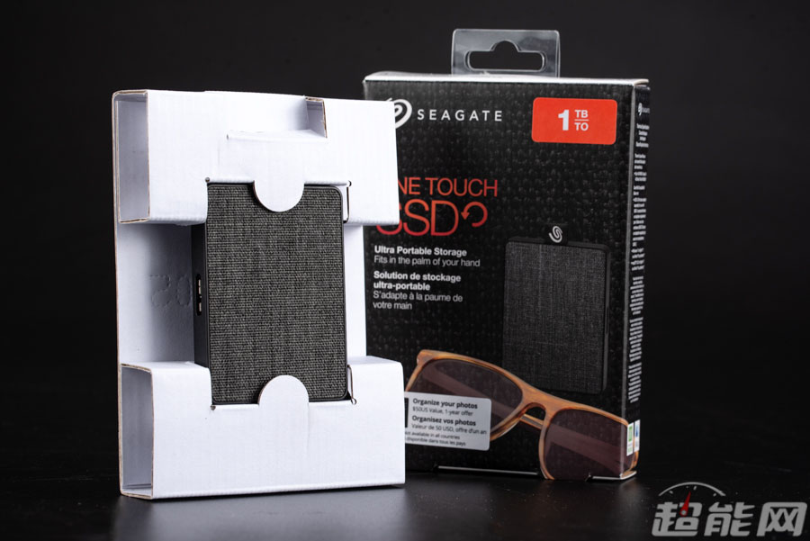 希捷移动硬盘1tb开箱,希捷简系列移动硬盘测评