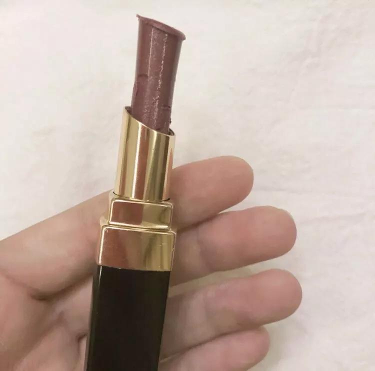 用完的口红千万别丢 (用完的口红别丢它们还有隐藏惊喜)