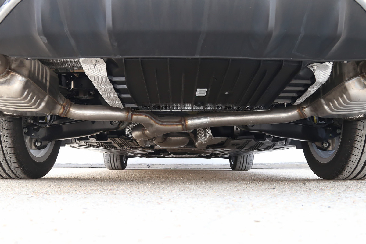 a4瓦罐旅行车和q5,奥迪瓦罐a4四驱旅行车