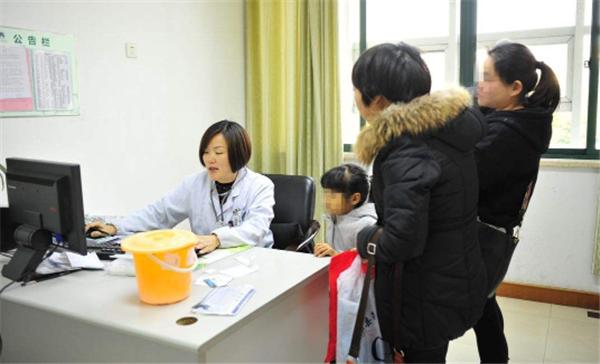 给幼儿园孩子请假万能请假理由,孩子读幼儿园家长请假理由