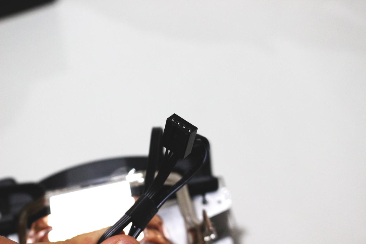 cpu散热选择水冷还是风冷,超频三东海x4适用哪个cpu