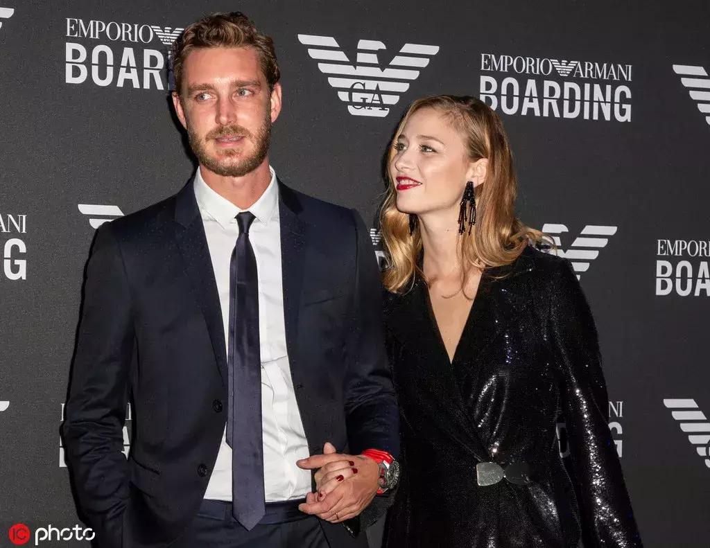 能嫁给王子的从来就不是“灰姑娘”，一起来看这场举办在世界五大宫殿之一的世纪梦幻婚礼吧