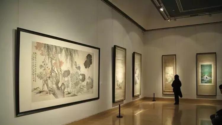 古董市场崩了价格下跌,古董地摊货源批发市场