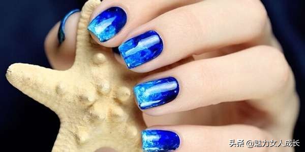 初学美甲步骤及教程,美甲教程入门零基础学自己做美甲