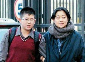 31宀佷笂澶,31宀佷笂澶鏂伴椈