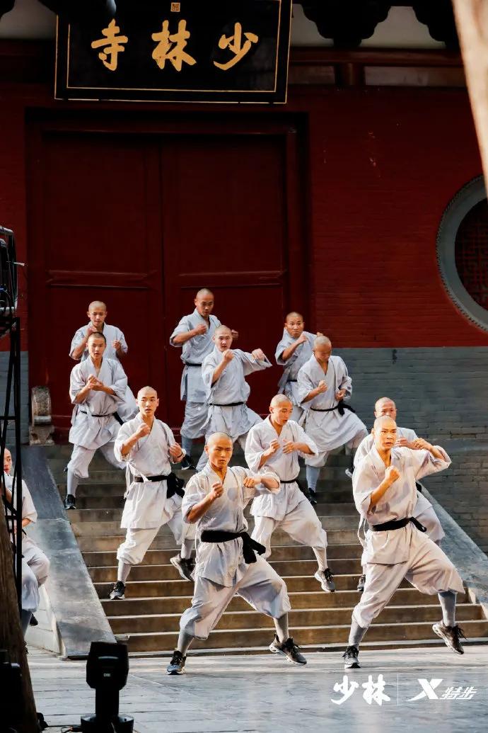 特步双十一营销,特步少林国潮组合