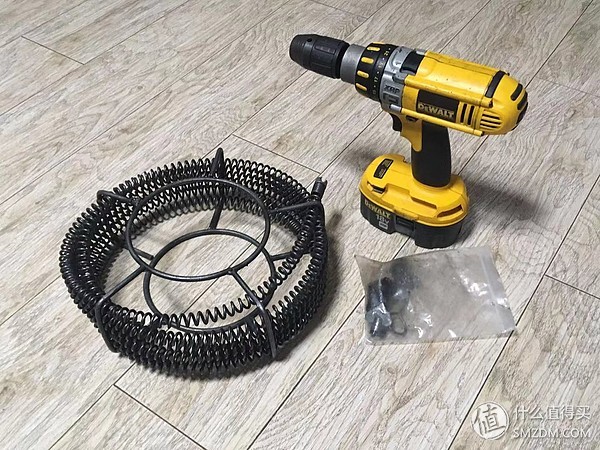 得伟迷你电动螺丝刀,电动螺丝刀推荐测评得伟