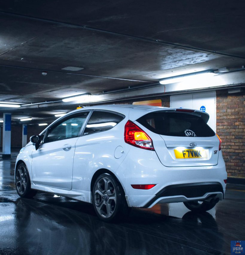 福特嘉年华st1.6t12款小钢炮,嘉年华stminicoopers