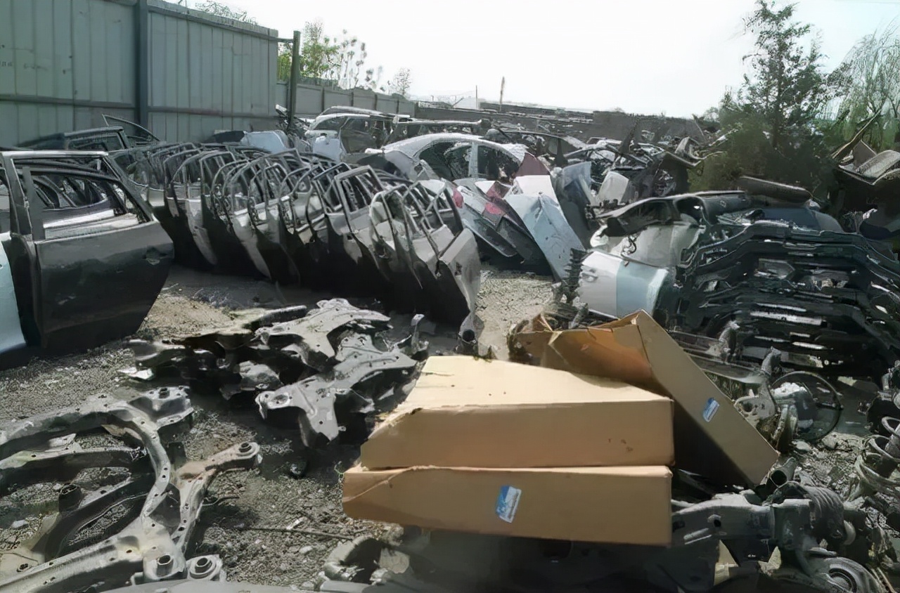 拆车市场如何购买到好的拆车件,二手车拆车件靠谱吗