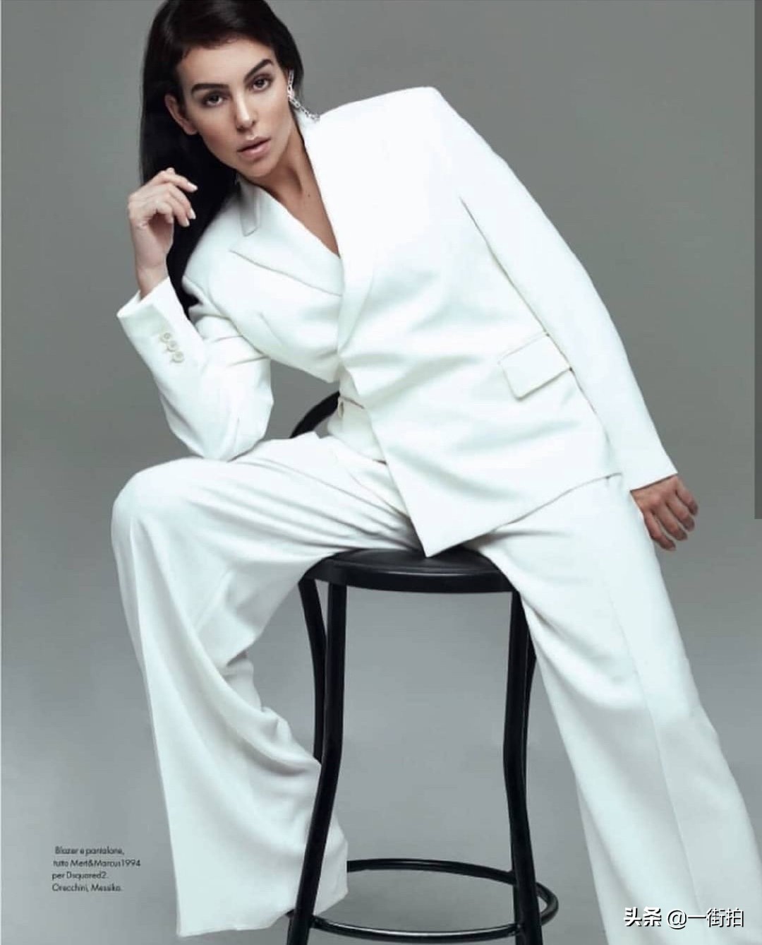 c罗乔治娜黑色礼服,c罗和乔治娜热恋白礼服