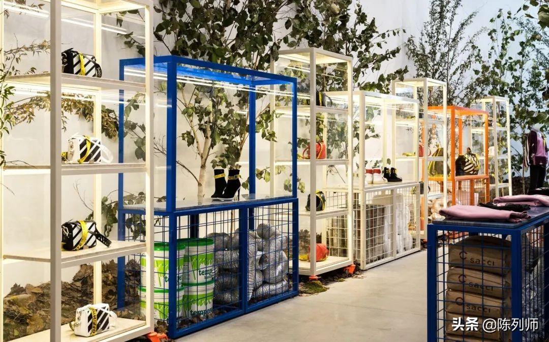 offwhite风格,白色品牌陈列搭配