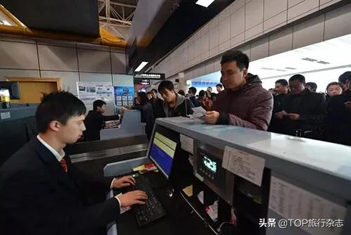 鏃犺鏉庢墭杩愬浣曞湪闀挎按鏈哄満杞満,鏈夎鏉庢墭杩愬彲浠ュ湪鏈哄満鍐呰浆鏈哄悧