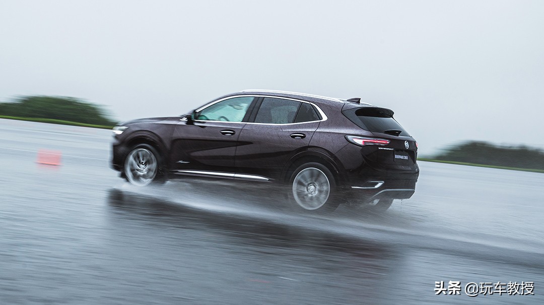 全新一代别克昂科威s测评,沉浸式体验24款别克昂科威s