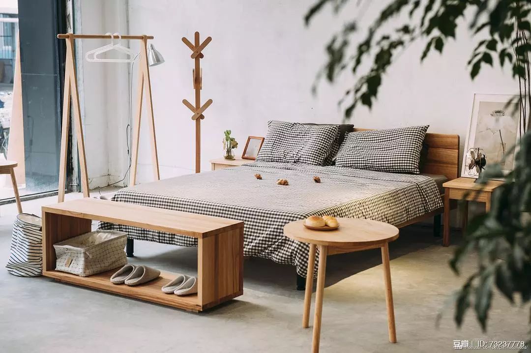 999皮炎平出口红,999皮炎平出口红广告