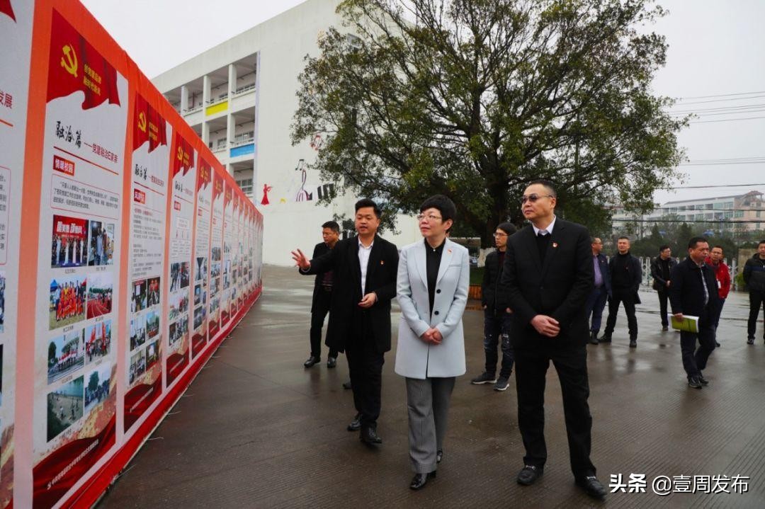 勤学精业修身立业前进中的浙江省苍南县职业中专学校