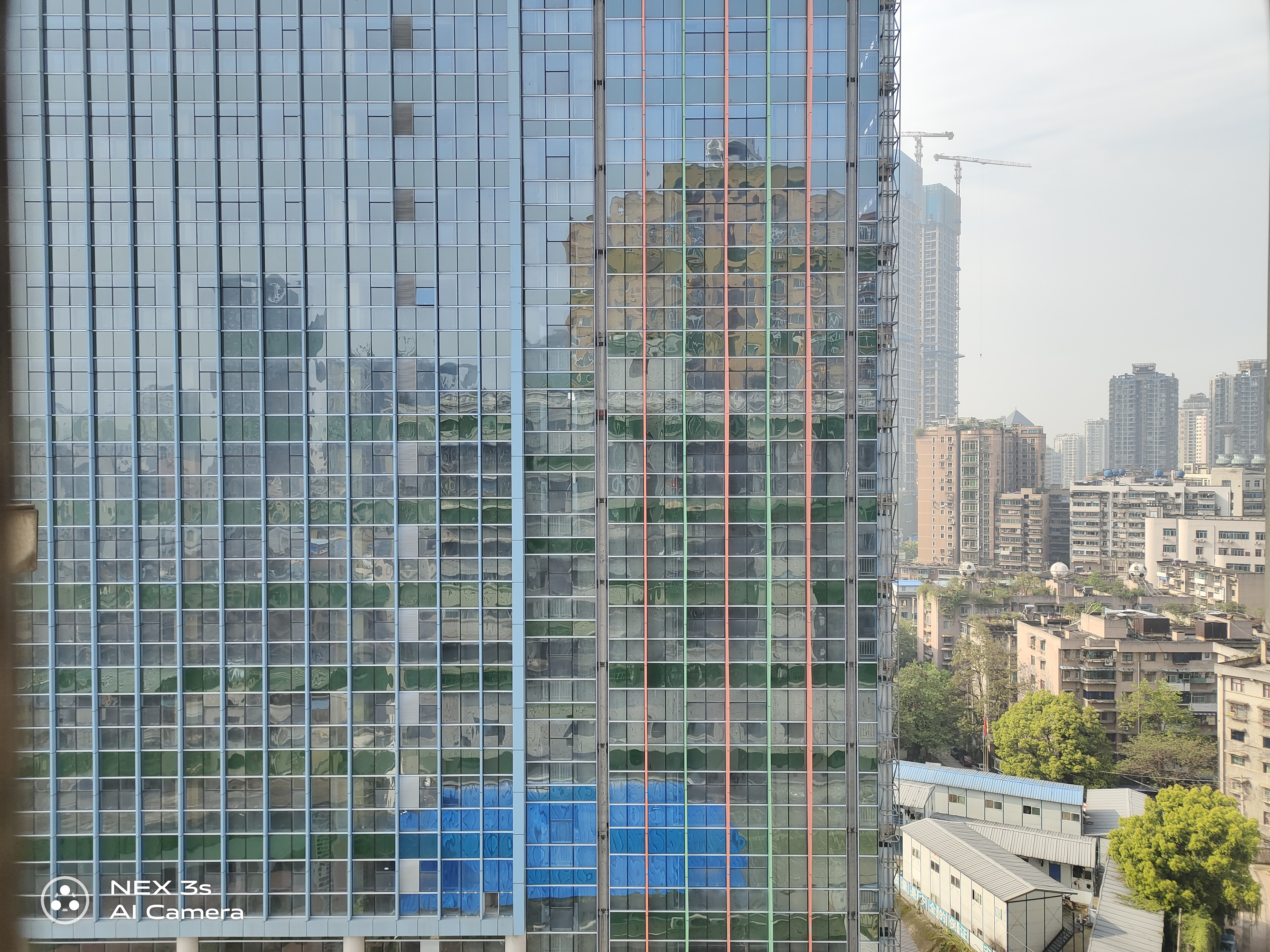 vivonex3搭载骁龙865,vivonex3s瀑布屏观感对比