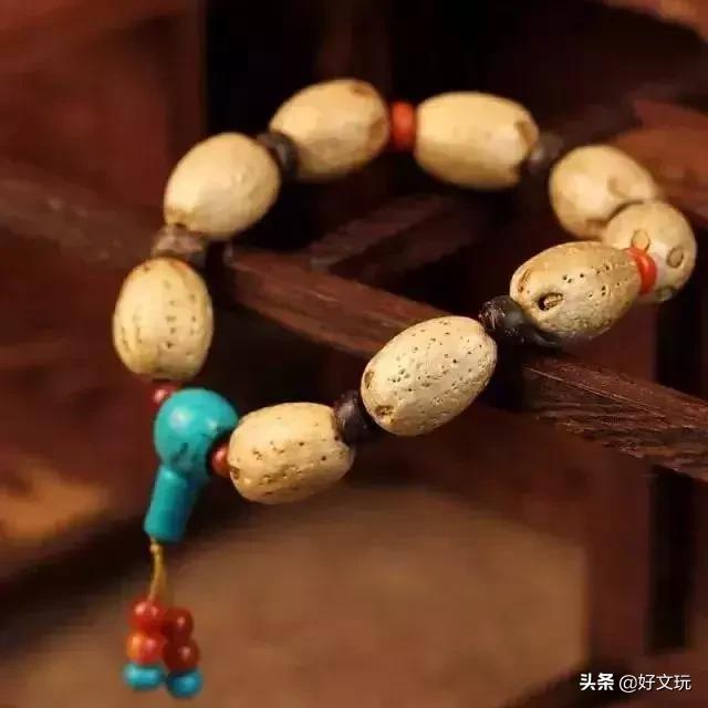 受欢迎的10大文玩手串,十大最顶级的文玩手串图片