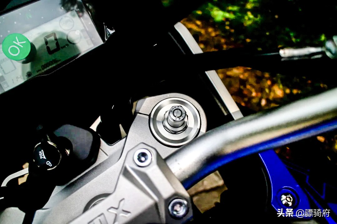 凯越500x单摇臂和本田cb400x,凯越500x单摇臂和凯越525的区别