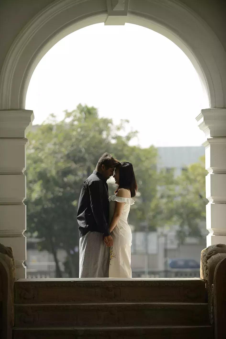 印度洋孕育了风情万种，看看庄培芳“微笑的斯里兰卡”就能感受到