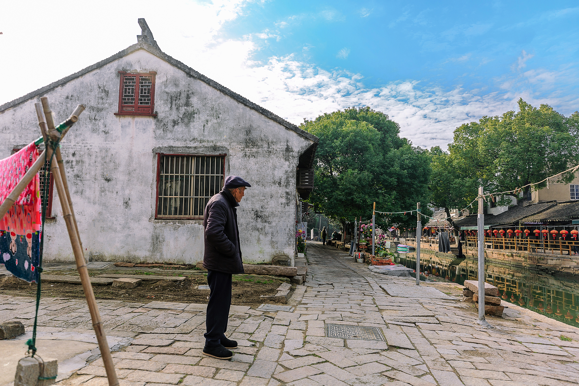 愿为人间客，世世在江南，不如来同里