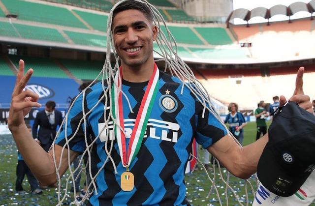 当今足坛十大顶级巨星,现役足坛前三大中场