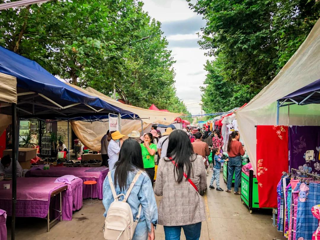 每逢周天，昆明人都喜欢来这里赶街！你去过吗？