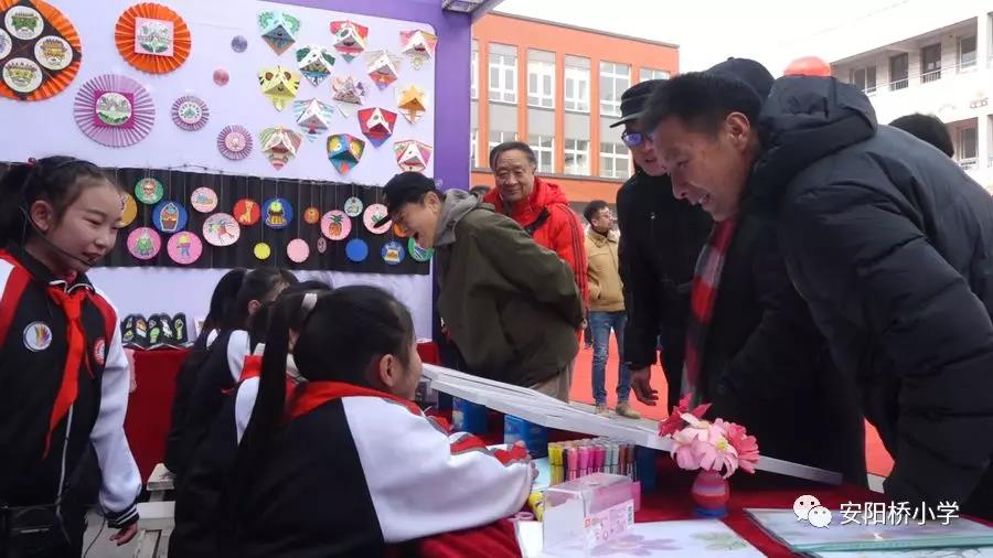 涓囨湪浜夎崳鐧捐姳鍚愯壋涓嬭仈,瓒崇悆涓栫晫鏉ⅵ鎯冲啀鍚埅