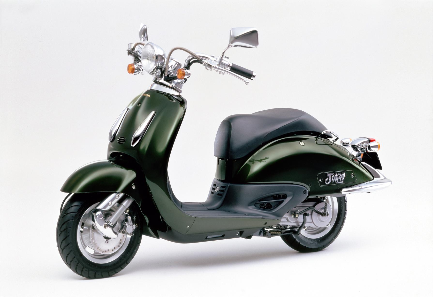 经典情怀本田踏板车,本田海外经典跨界踏板车