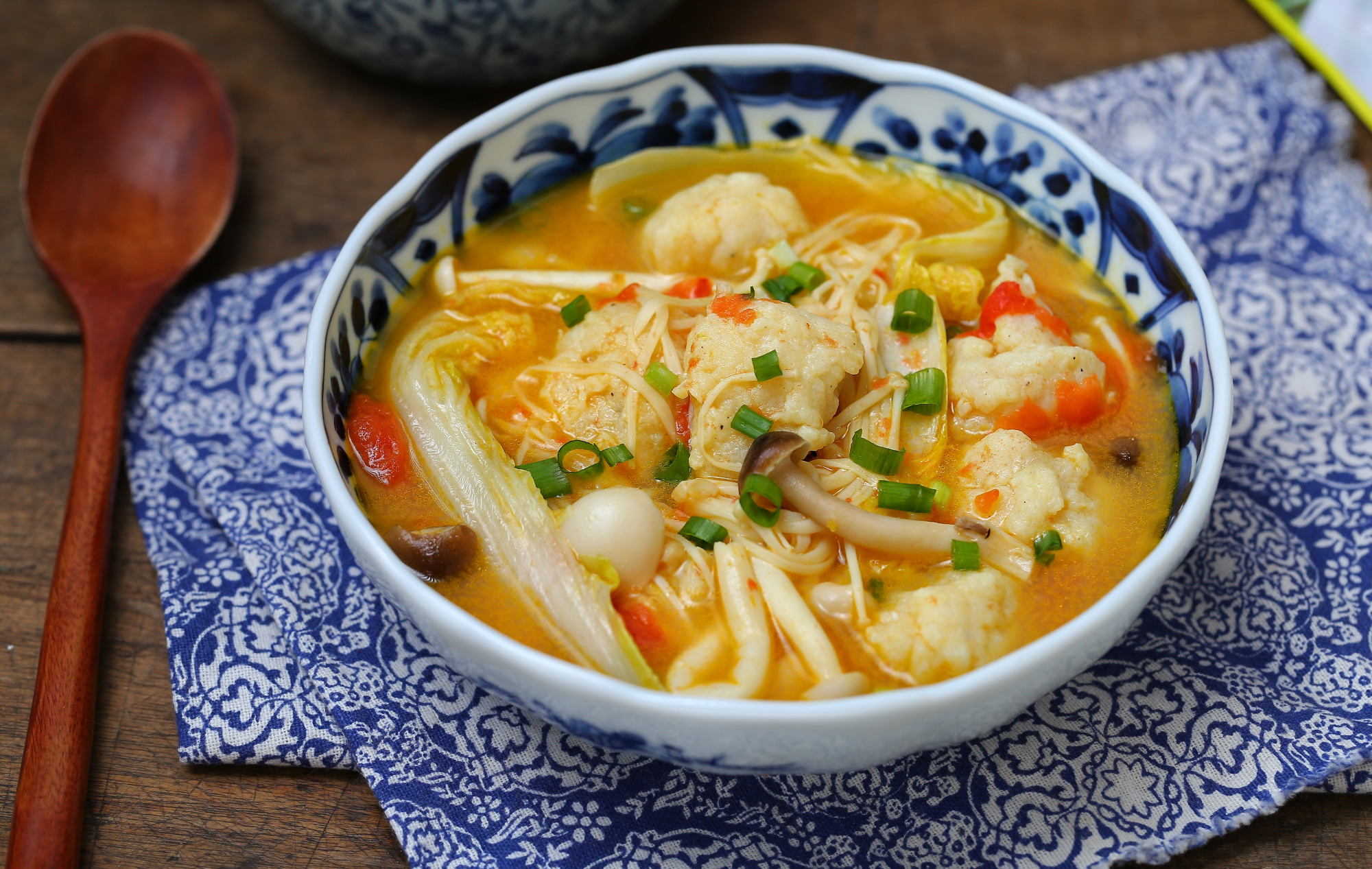 酸汤鱼丸做法教程,酸汤鱼丸做法辅食