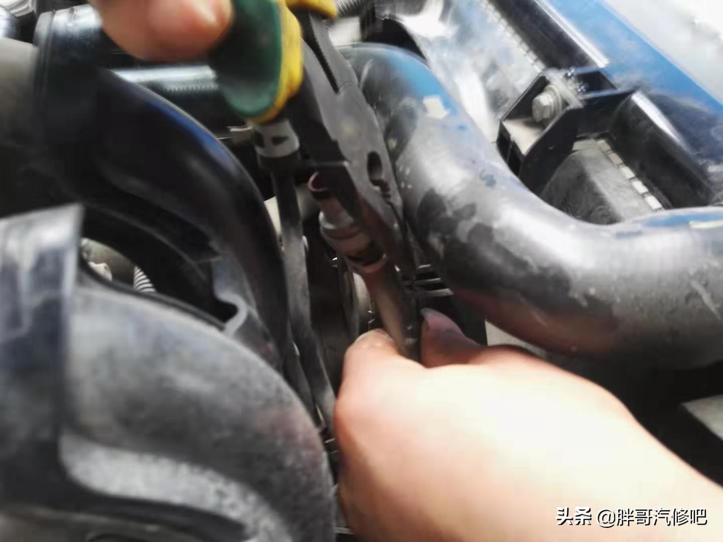 曲轴箱强制通风系统怠速不稳,发动机怠速不稳有没有故障灯